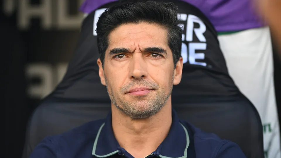 Abel Ferreira brinca com ‘pré-temporada de 4 dias’ e elogia contratação de Marlon Freitas
