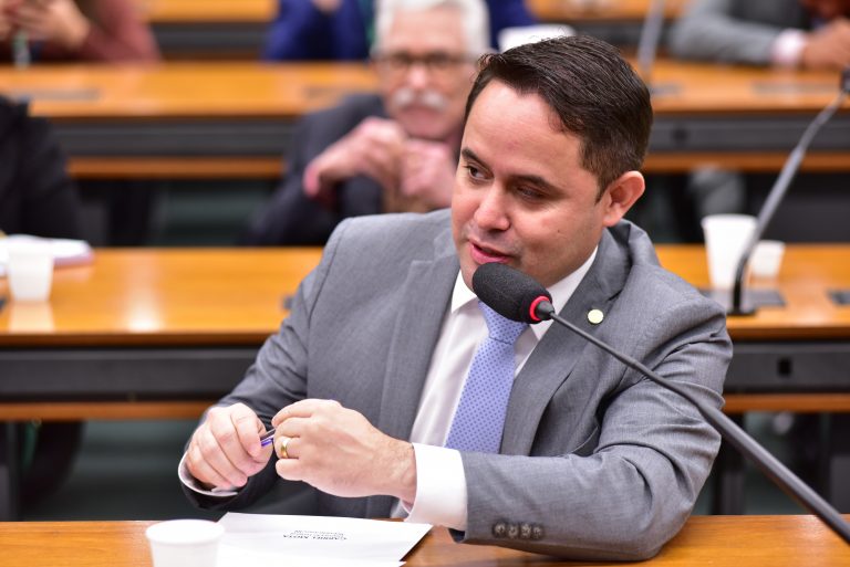 Comissão aprova regras para exploração de minérios no fundo do mar – Notícias
