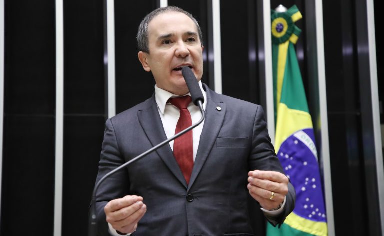 Comissão aprova setor exclusivo em estádios para mulheres, crianças e pessoas com deficiência – Notícias