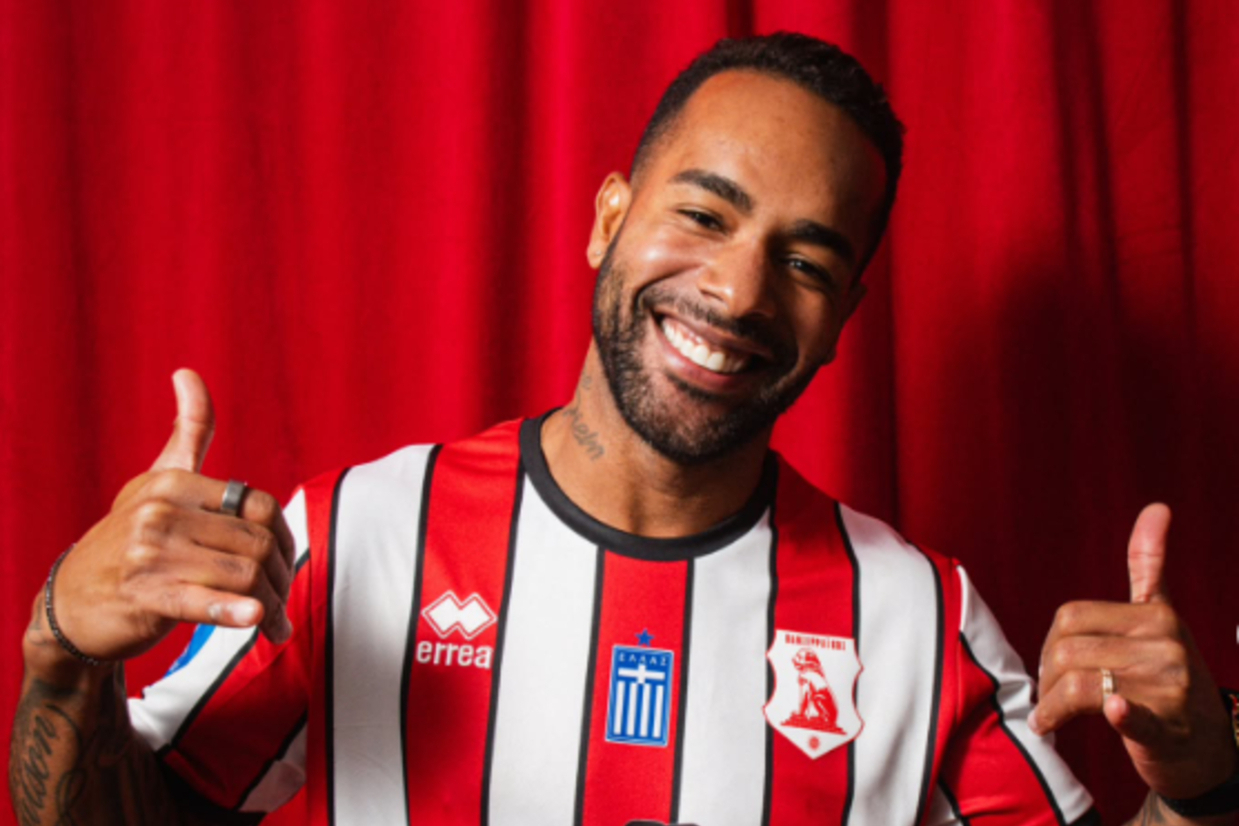 Ex-Vasco, Alex Teixeira assina com lanterna grego