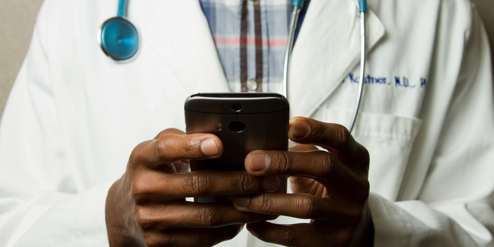 Governo quer que Enamed seja exame de proficiência para médicos