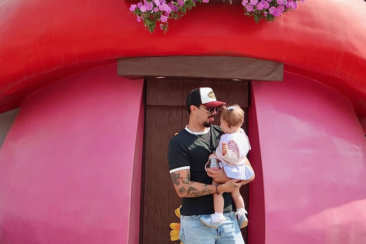 Luan Santana abre álbum de viagem com a filha: ‘Te levar para conhecer todas as coisas lindas’