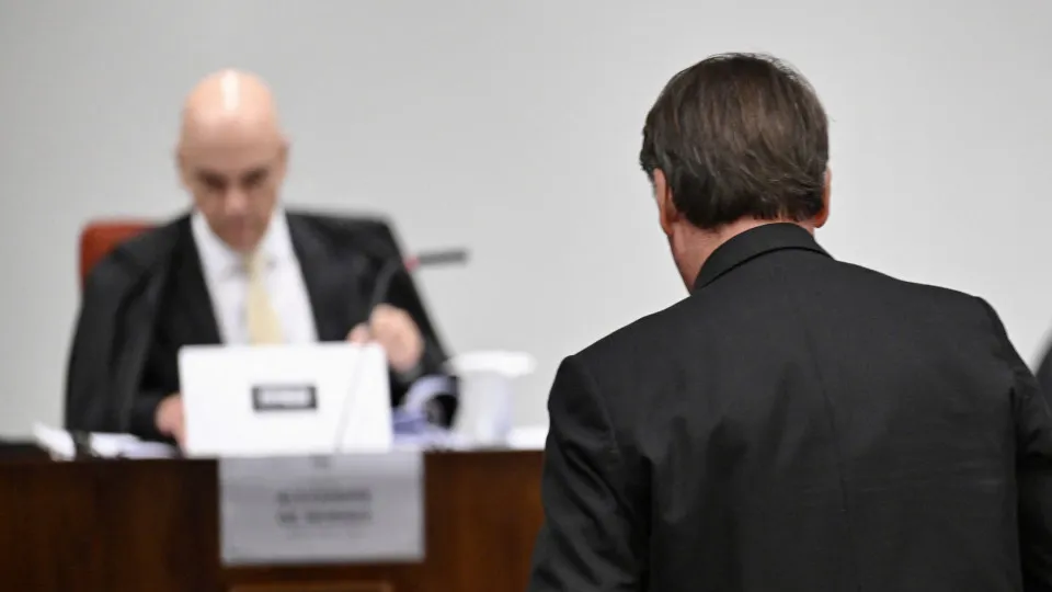Moraes determina transferência de Jair Bolsonaro para Complexo da Papuda