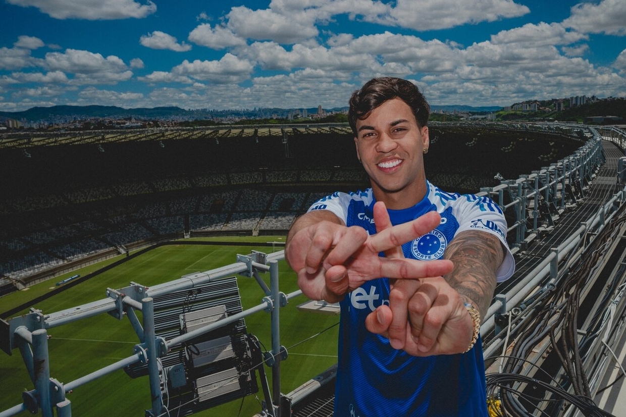 O artilheiro fica: Cruzeiro anuncia renovação de Kaio Jorge