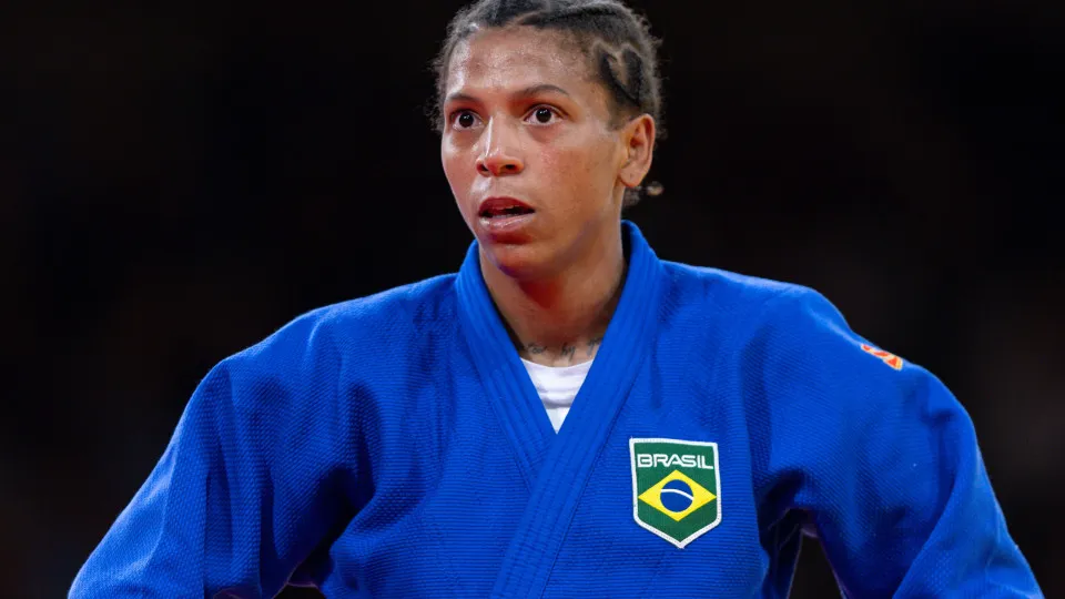 Rafaela Silva celebra ano como ‘novata’ e negocia renovação com o Flamengo