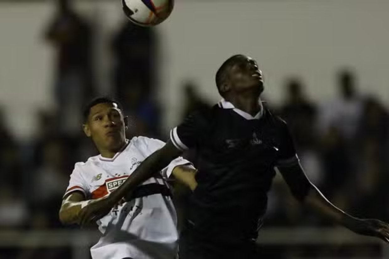 São Paulo supera o Botafogo com 'gol que Pelé não fez' e avança às semifinais da Copinha
