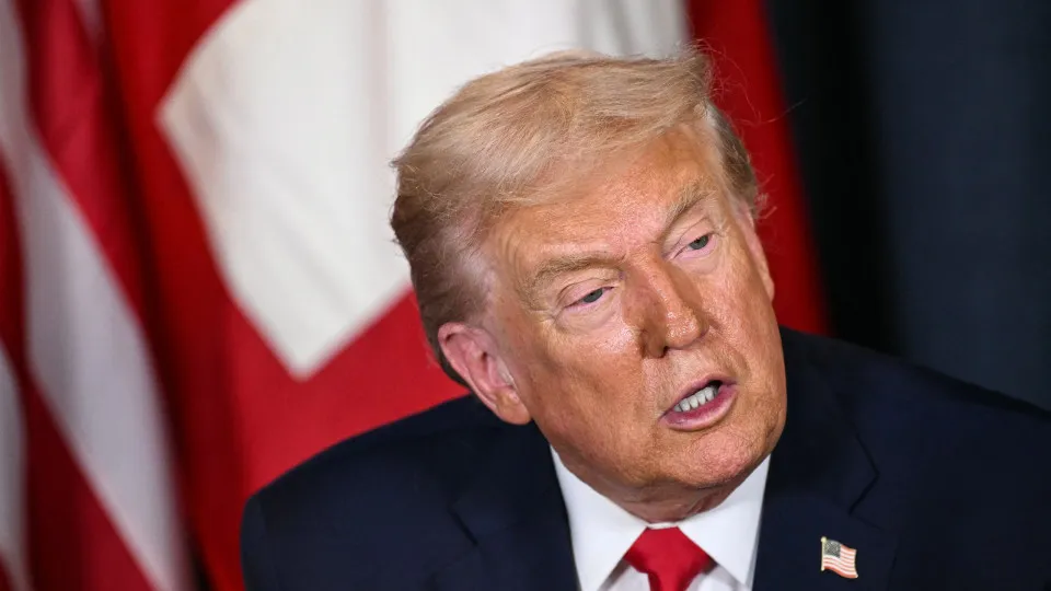 Sob pressão de ações do ICE, Trump diz estar ‘revisando tudo’ após 2ª morte no mês