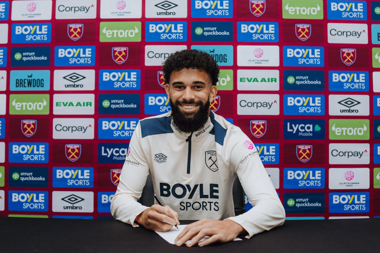 West Ham anuncia contratação de Pablo Felipe