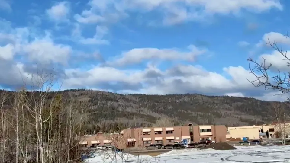 Ataque a tiros em escola no Canadá deixa 9 mortos e 25 feridos