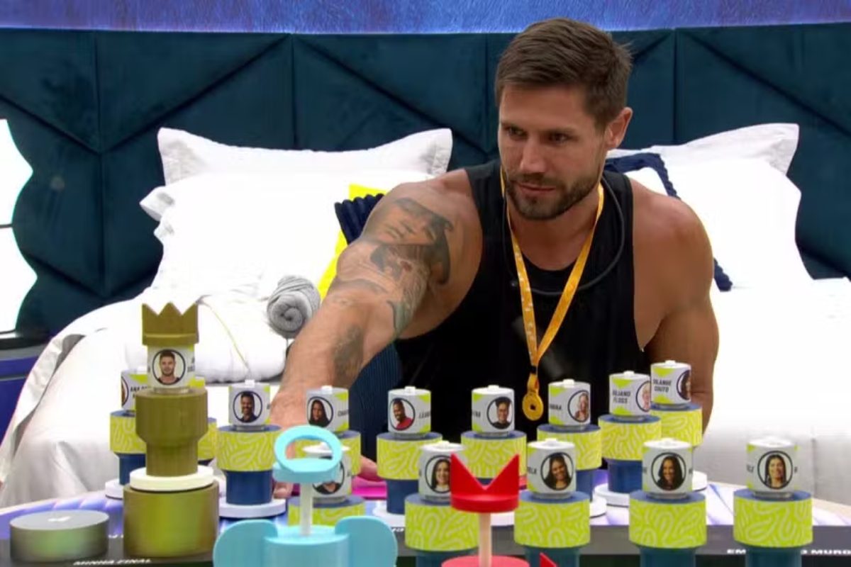 BBB 26: Jonas revela possíveis indicados ao Paredão