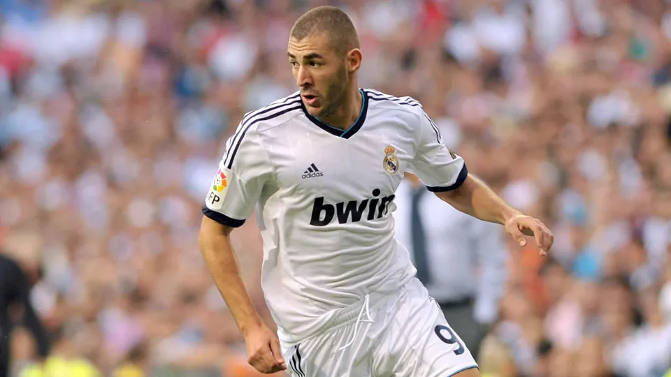 Benzema é anunciado por novo time da Arábia após polêmica com Al-Ittihad