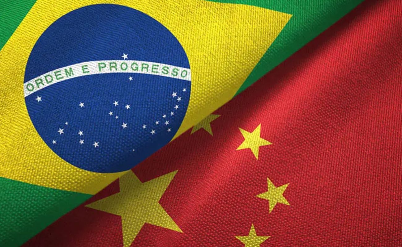 Brasil e China fazem parceiria para produção de vacina