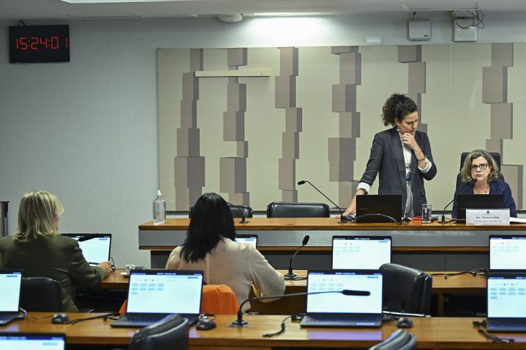 Comissão repudia decisões que relativizam estupro de vulnerável – Notícias
