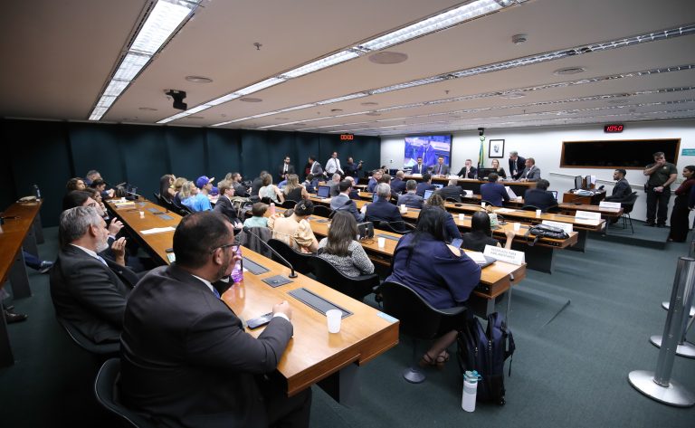 Conselho de Ética cancela reunião desta quarta
