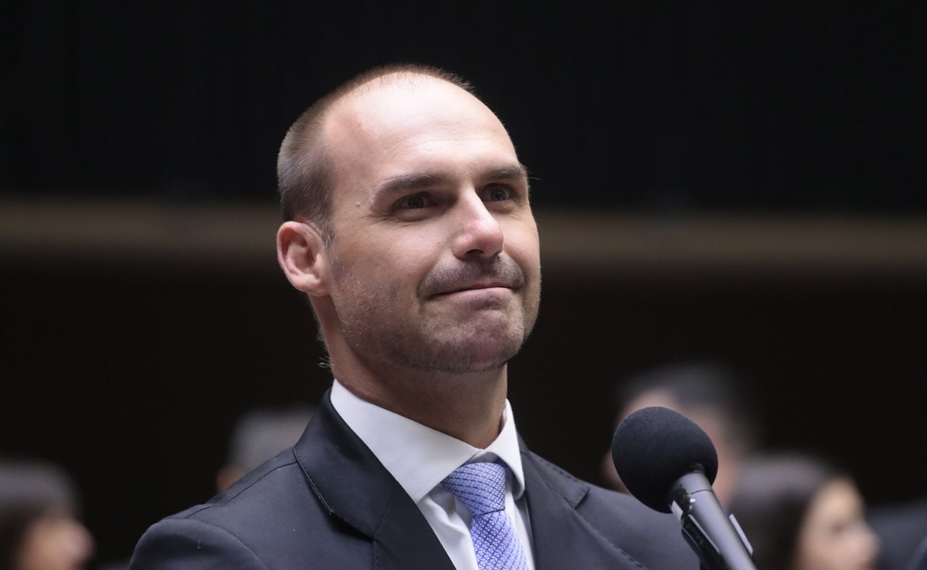 Eduardo Bolsonaro critica inquérito das fake news aberto a 7 anos