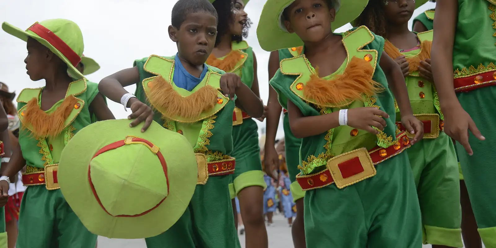Escolas de samba mirins desfilam nesta sexta na Marquês de Sapucaí