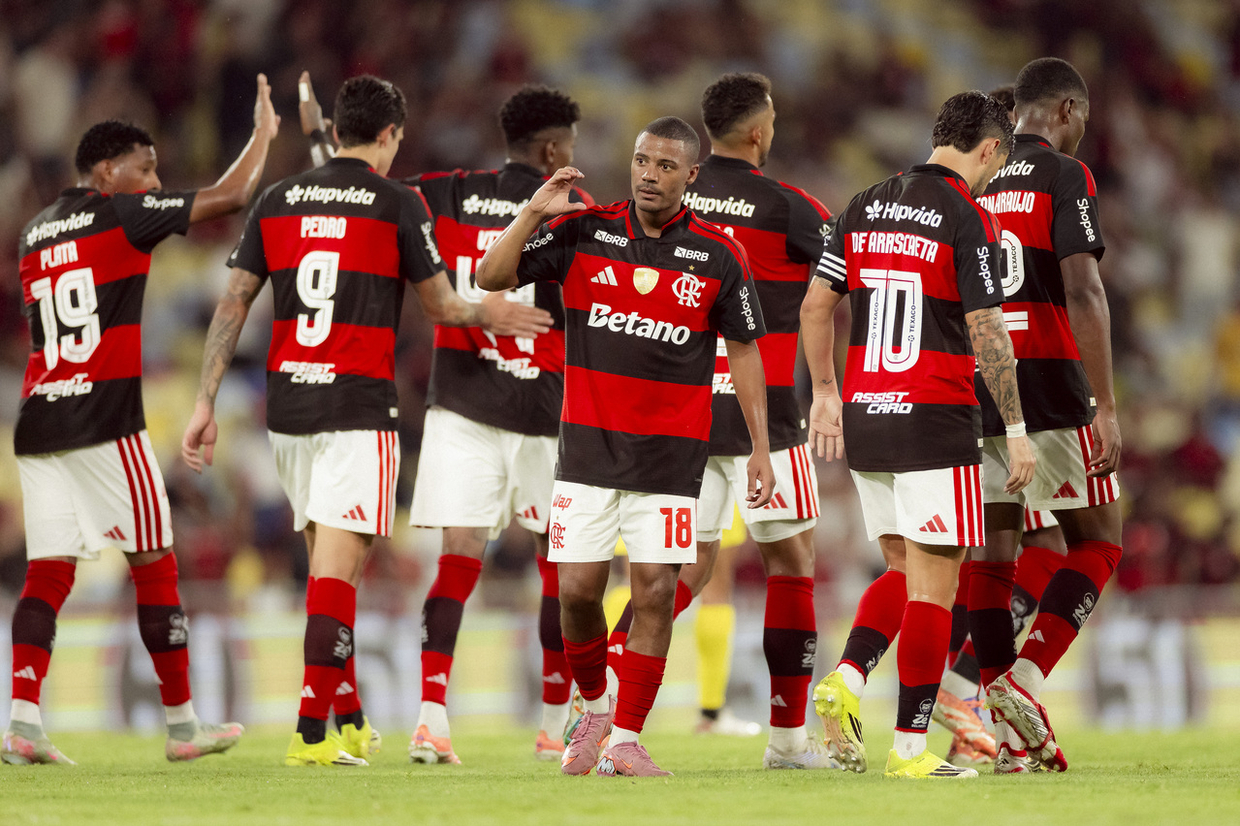 Flamengo deslancha na segunda etapa e sai na frente do Madureira pela vaga na final