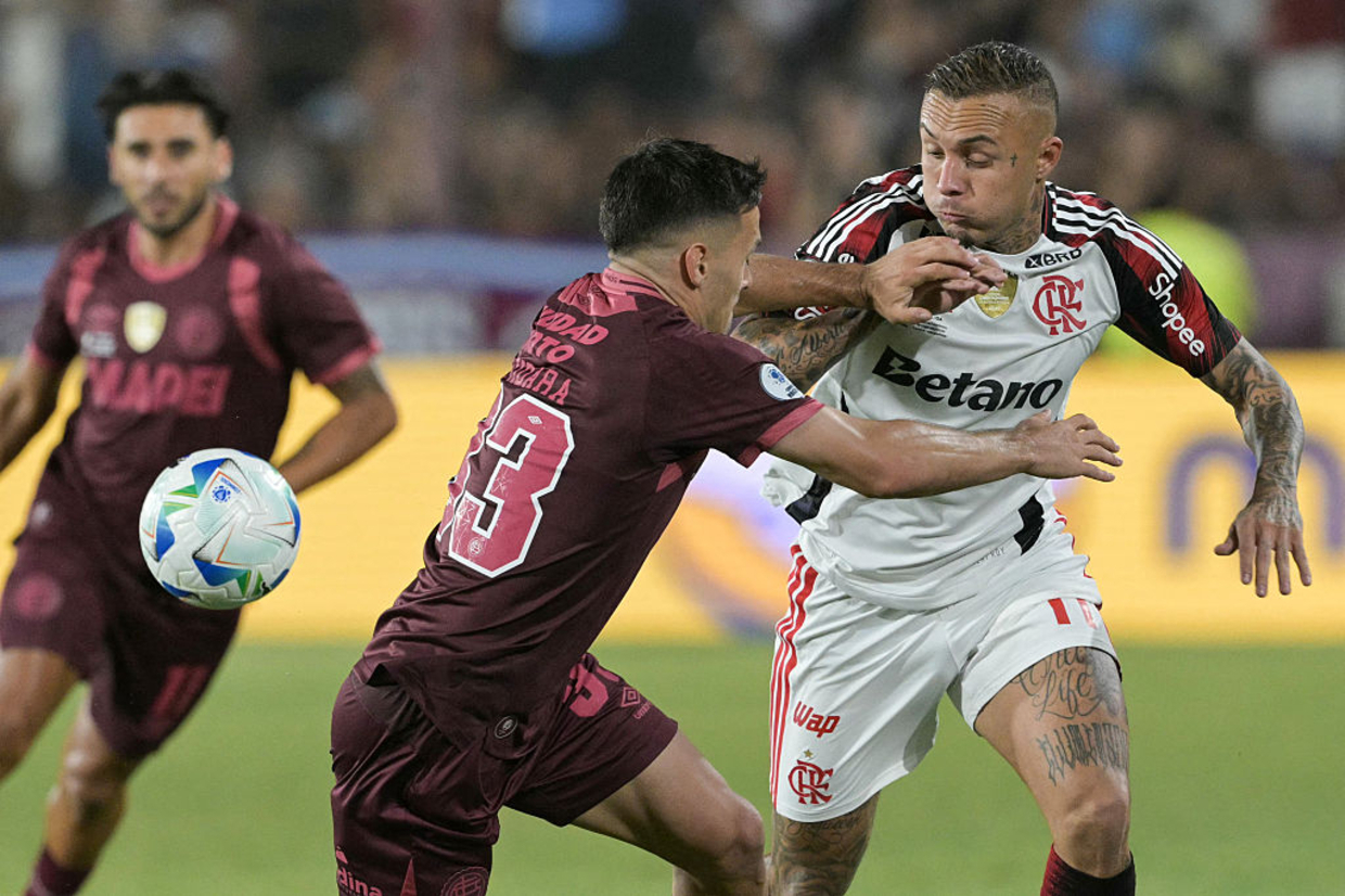 Flamengo não é exceção: Derrotas no exterior são rotina brasileira na Recopa