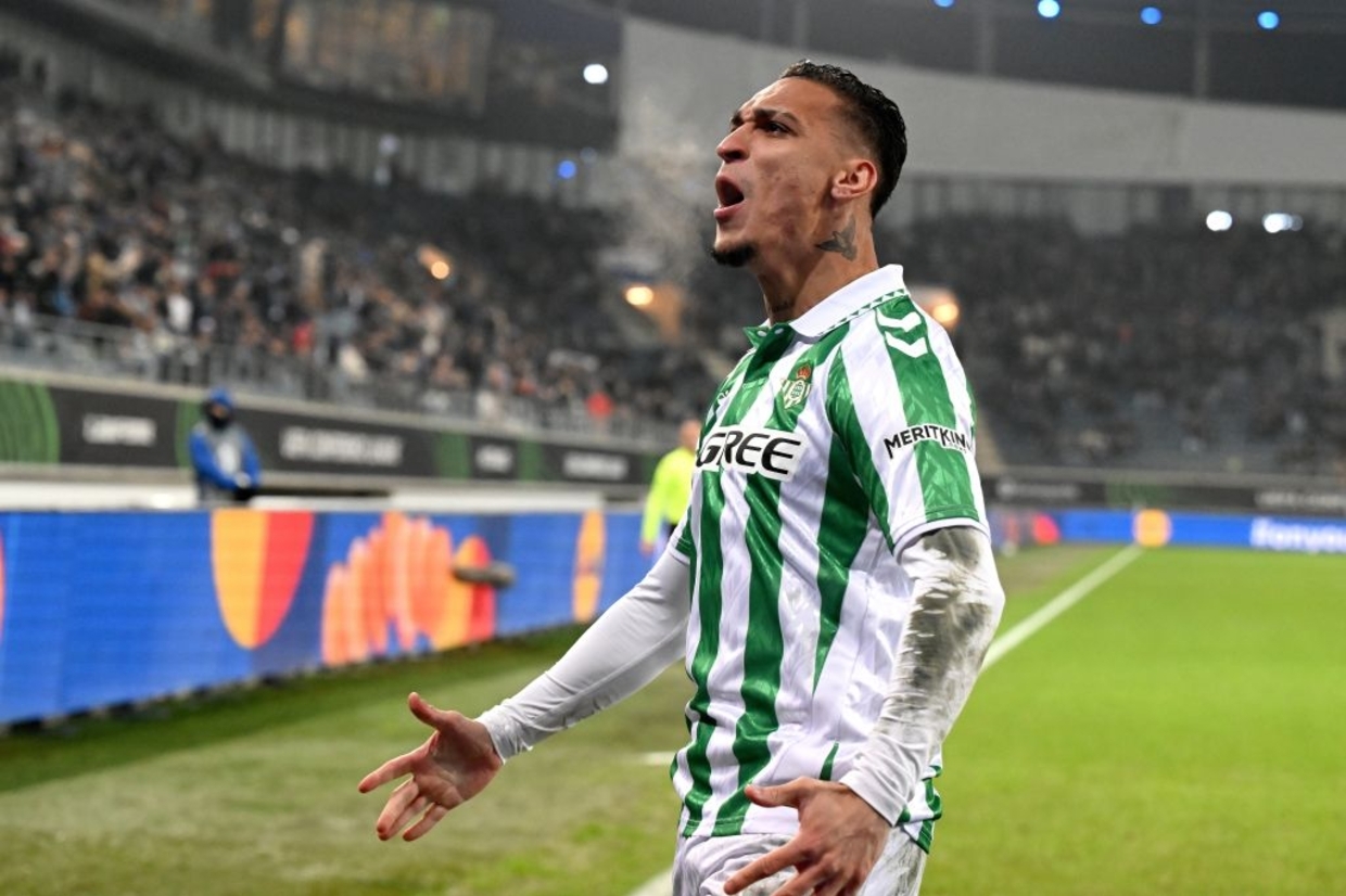Lesão pode atrapalhar boa fase de Antony antes da Copa do Mundo
