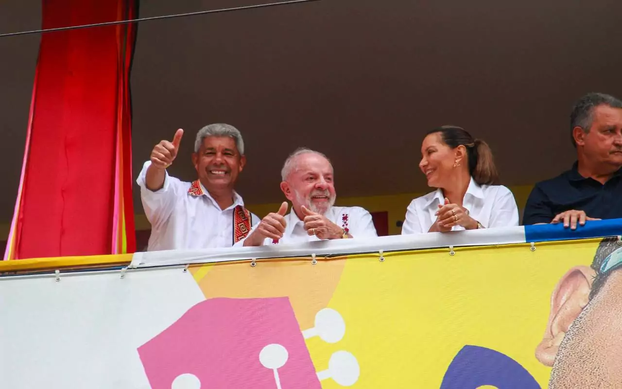 Lula e Janja no Carnaval de Salvador OFuxico