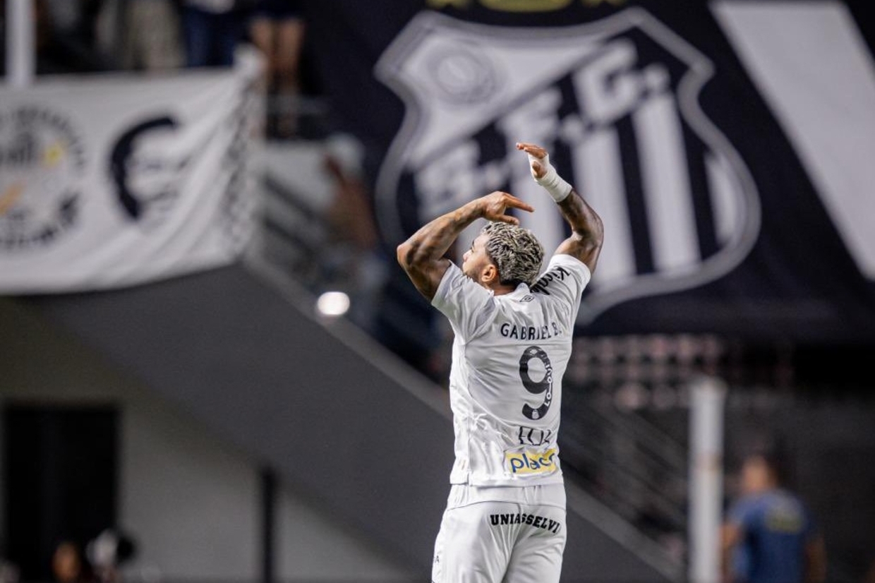 Neymar volta, Santos atropela o rebaixado Velo Clube e vai às quartas