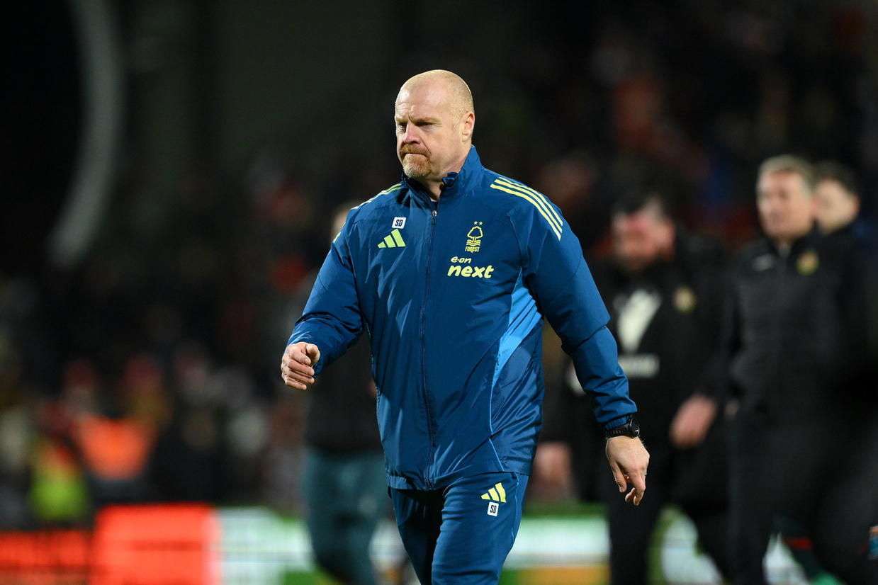 Nottingham Forest demite terceiro técnico da temporada
