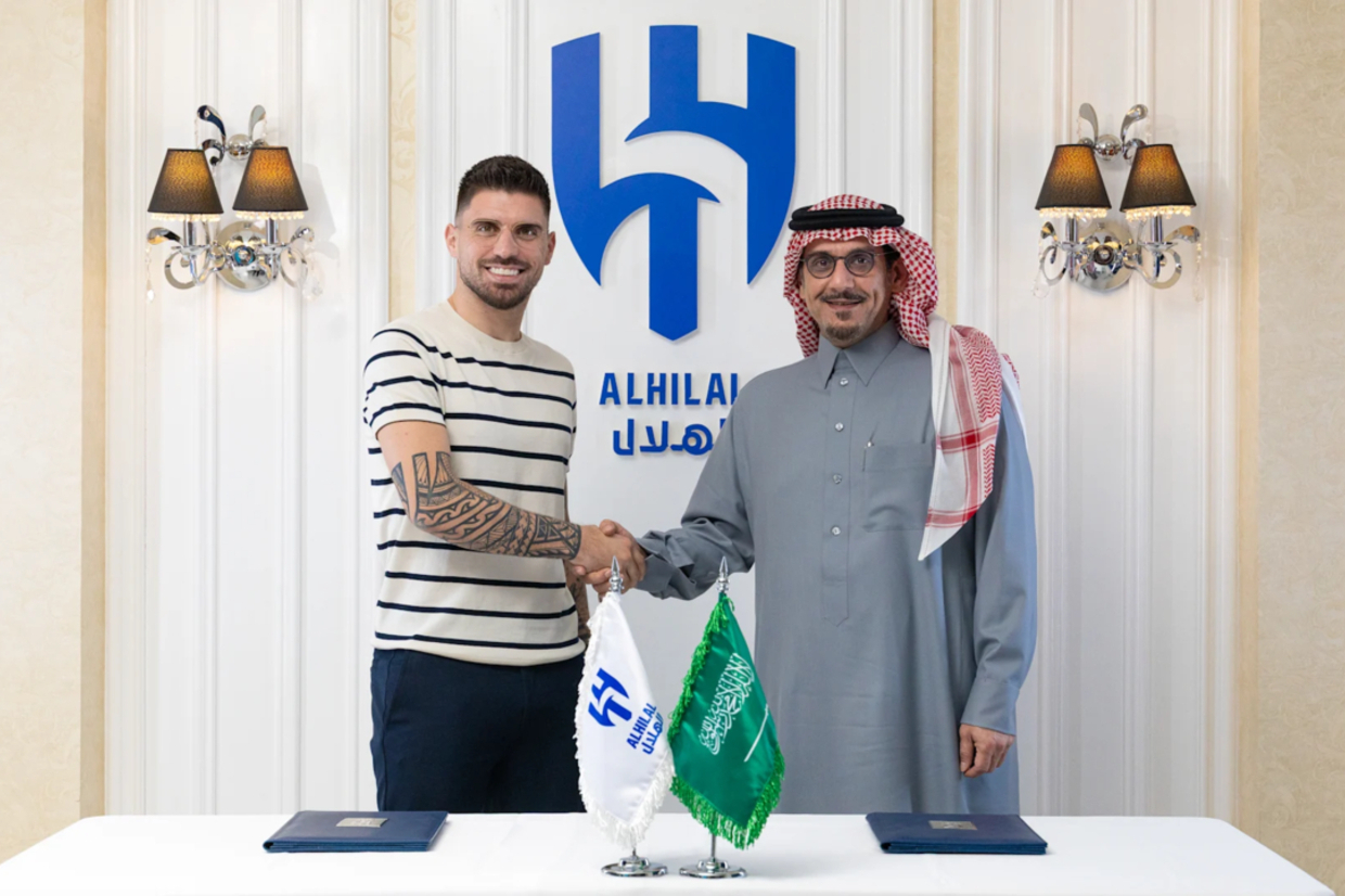 Rúben Neves prolonga a sua passagem pelo futebol saudita