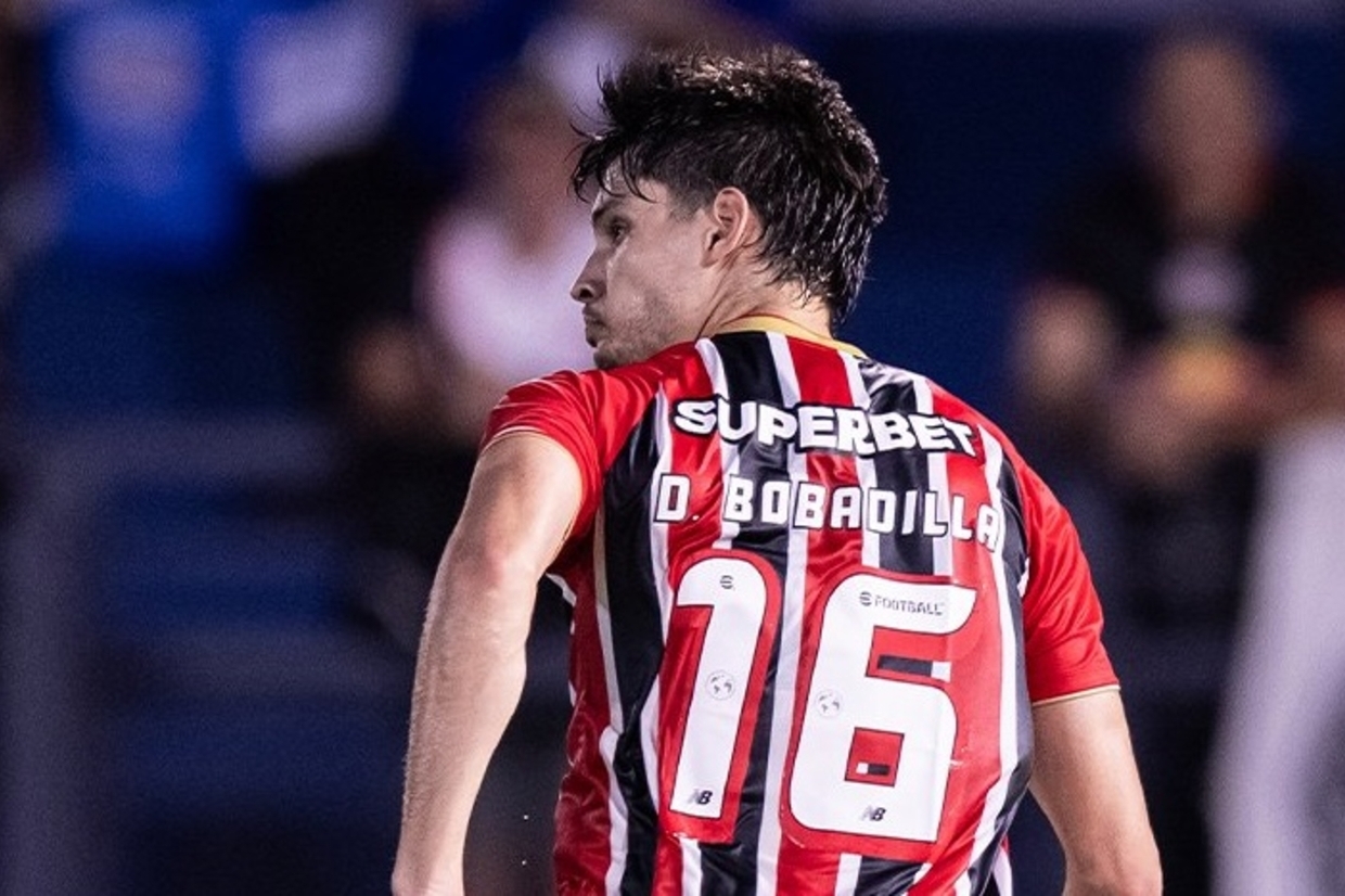 São Paulo encerra invencibilidade do Bragantino e avança às semis do Paulistão