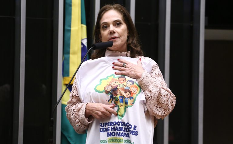 Câmara aprova criação de política nacional e de cadastro para estudantes com altas habilidades – Notícias