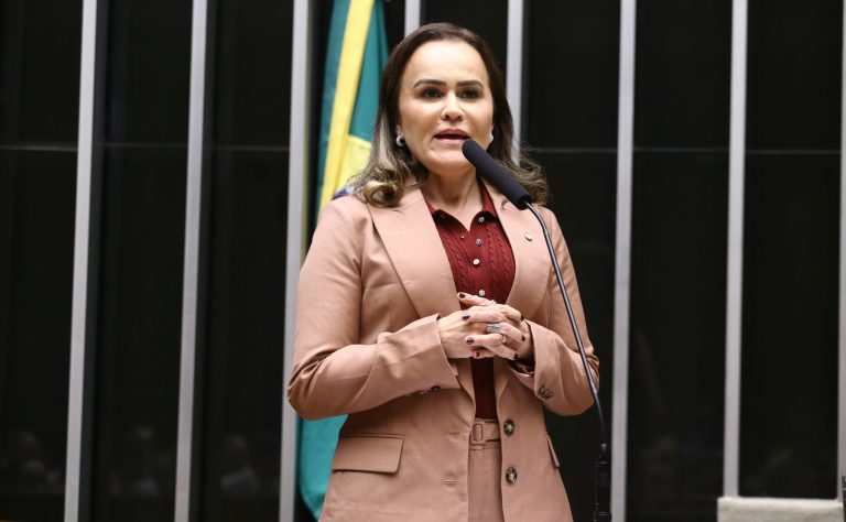 Câmara aprova realização de campanhas educativas permanentes contra a violência doméstica – Notícias