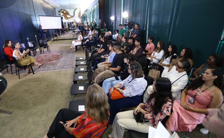 Câmara premia cinco obras audiovisuais contra a violência doméstica – Notícias