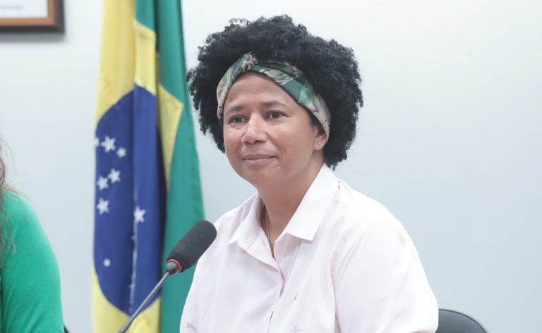 Comissão aprova criação de sistema nacional para monitorar violência contra crianças – Notícias
