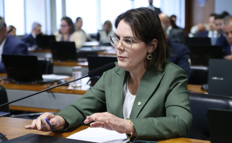 Comissão aprova garantia de tratamento respeitoso à mulher durante investigação policial e processo penal – Notícias