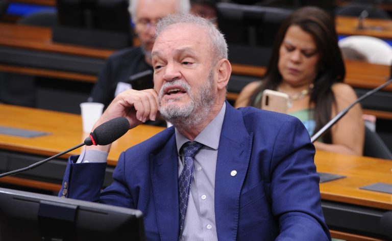 Comissão aprova projeto para ampliar prioridade no atendimento de saúde à pessoa com deficiência – Notícias