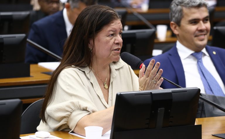 Comissão aprova projeto que permite responsabilizar parte por dano processual – Notícias
