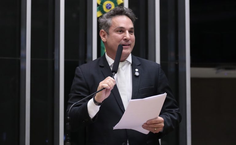 Comissão aprova proposta com regra para indenizar arma devolvida – Notícias