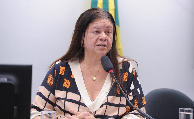 Comissão aprova ressarcimento automático à Previdência por agressores em violência doméstica – Notícias