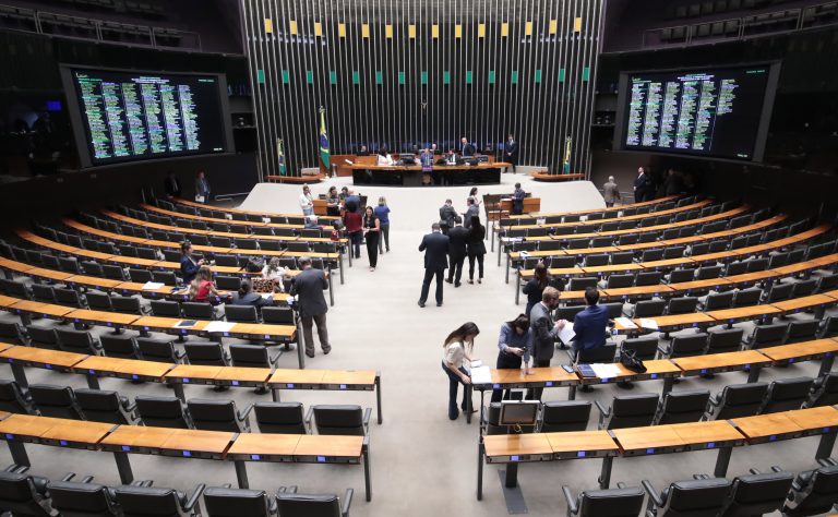 Deputados podem votar novo regime para socorrer ou liquidar bancos – Notícias