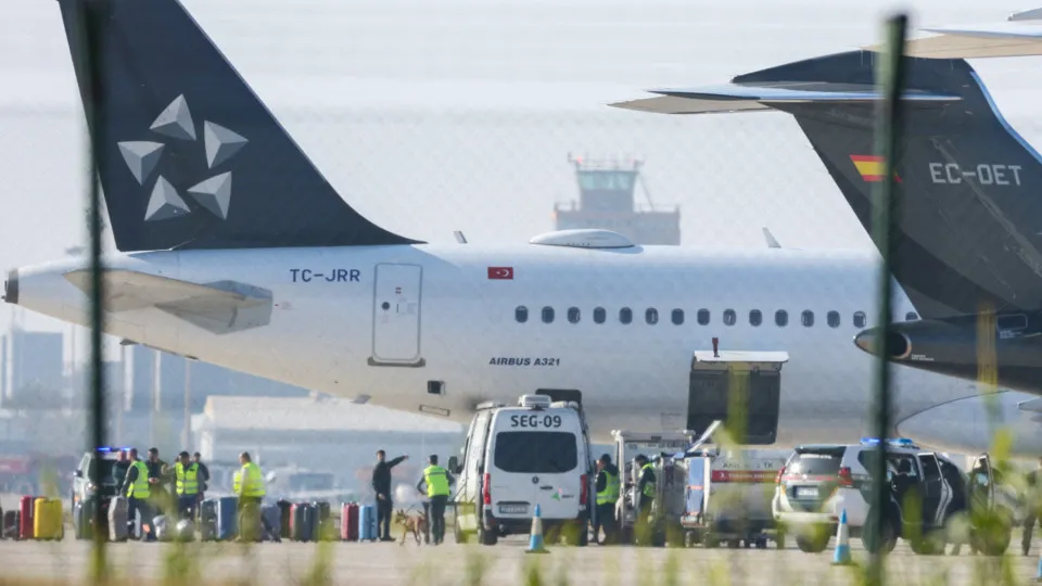 Espanha: Hotspot com palavra “bomba” originou escolta militar a avião