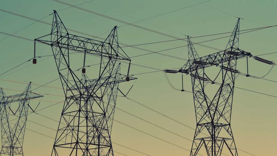 Irã ameaça indústria de energia do Catar, Arábia Saudita e Emirados