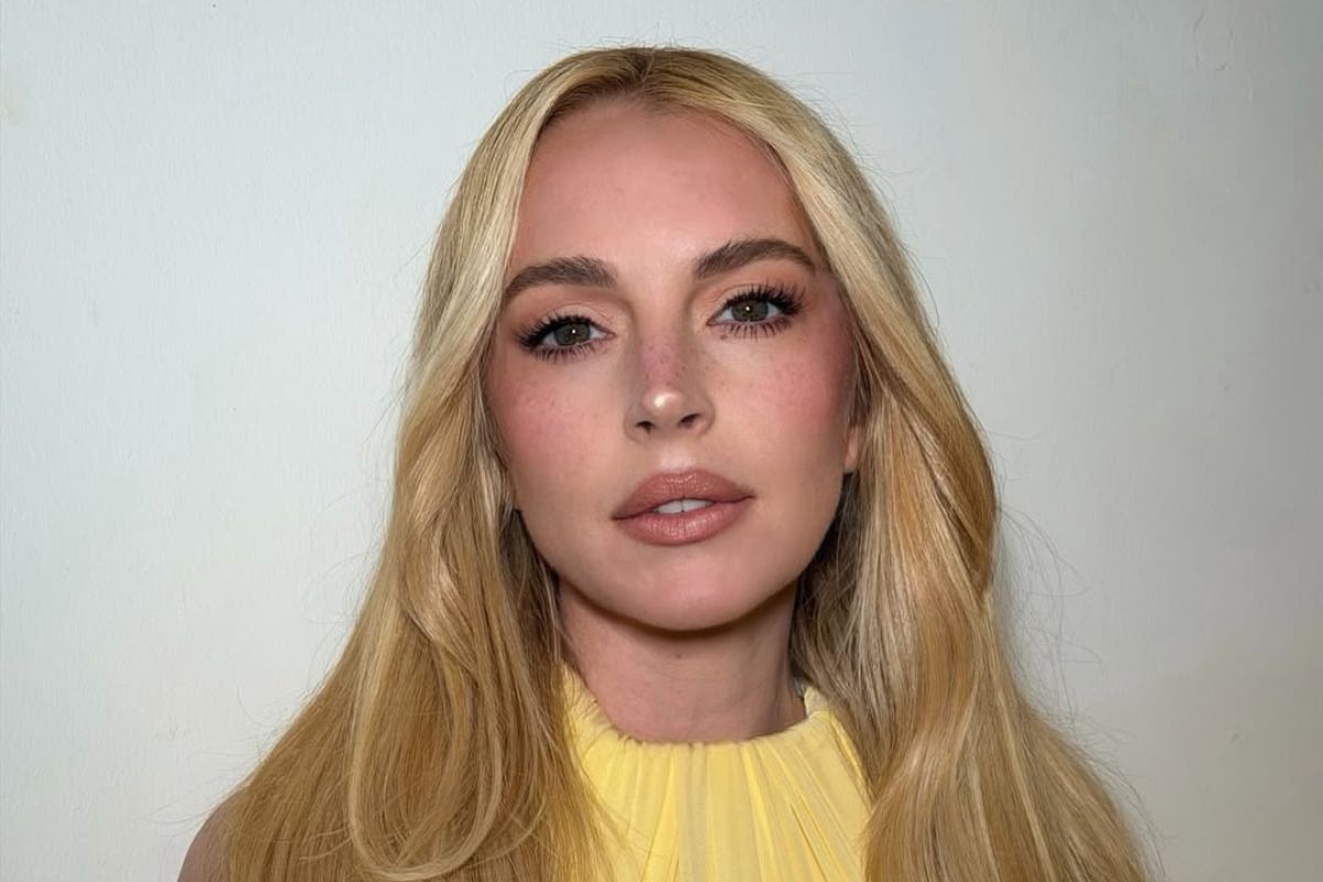 Morando em Dubai, Lindsay Lohan se pronuncia sobre ataques