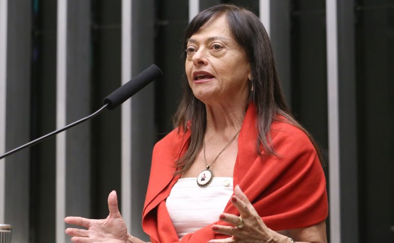 Projeto amplia “Pé-de-Meia” para bolsistas de escolas particulares e comunitárias – Notícias