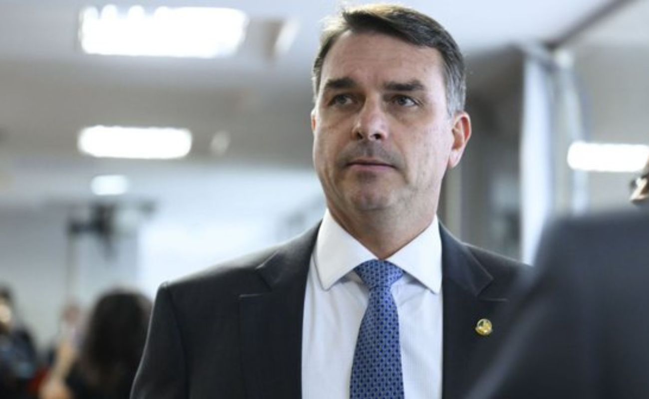 Renúncia ou Impeachment diz Flávio sobre o Moraes
