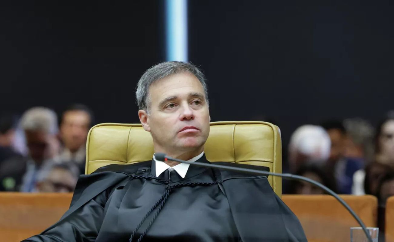 STF determina fechamento de sala-cofre da CPMI e proíbe acesso a dados de Vorcaro
