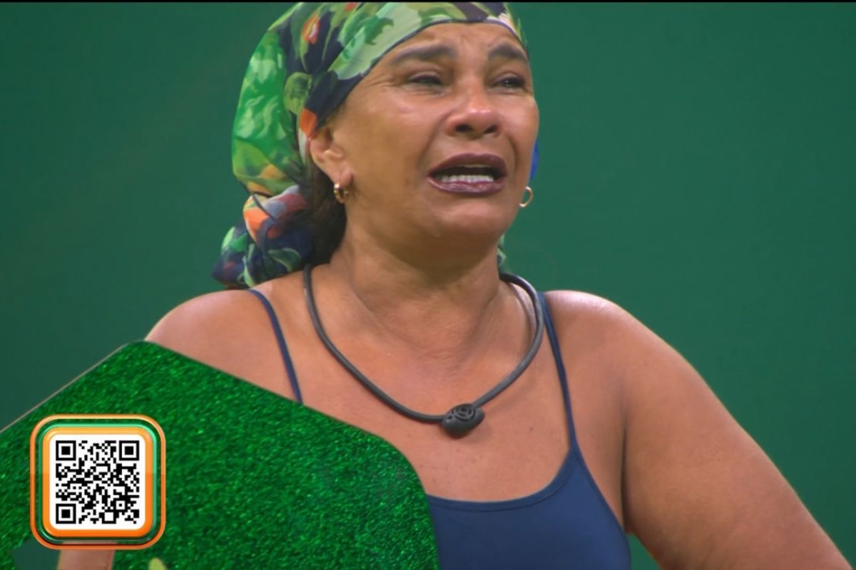 Solange ganha apartamento às vésperas do Paredão