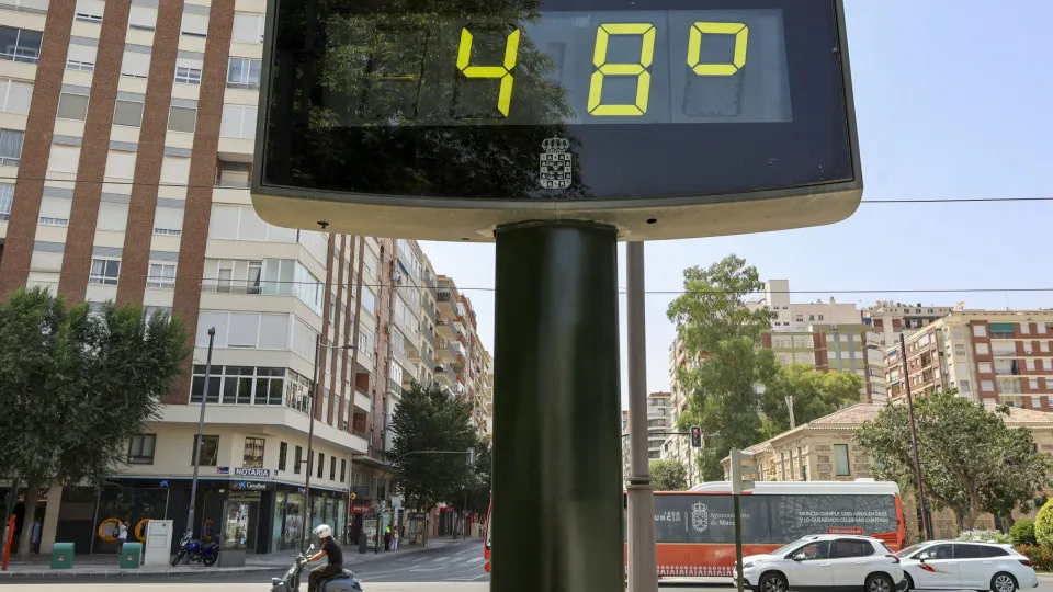 Última década foi a mais quente já registrada, alerta relatório