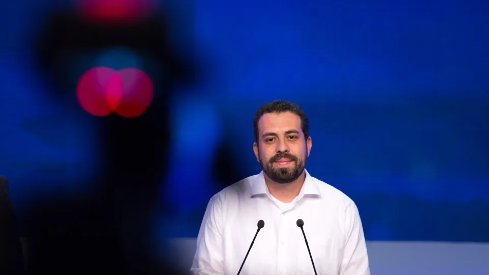 Boulos amplia espaço como conselheiro de Lula após saída de ministros da ‘cozinha’ do Planalto