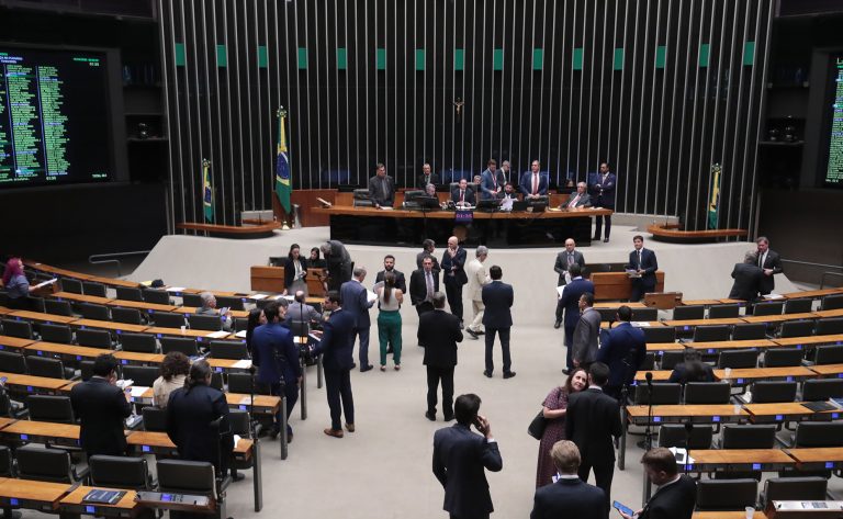 Câmara aprova mais recursos para órgãos de trânsito; acompanhe – Notícias