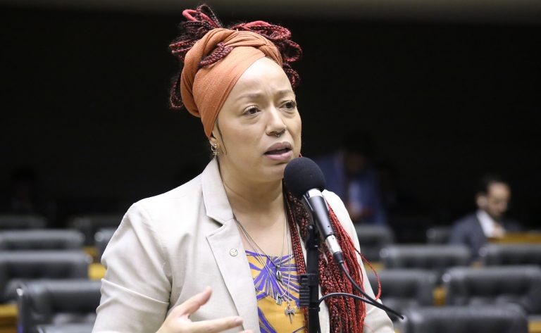 Comissão aprova medidas protetivas de urgência para vítimas de racismo – Notícias