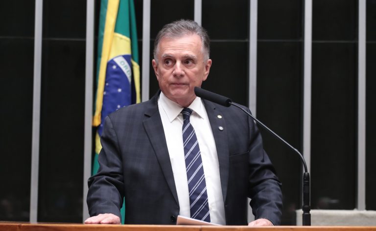 Comissão aprova projeto de lei que cria faixa preferencial para motos em capitais e rodovias – Notícias